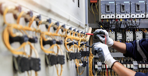 Professional Electrician technician working in Orange, CA